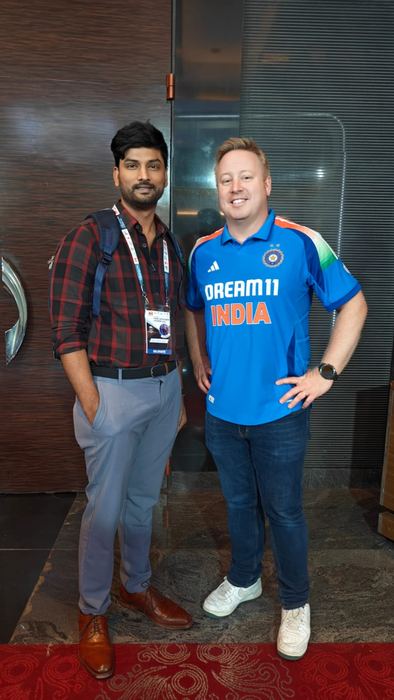 Dr. Shivaji Kolli providing sports medicine care to cricketers (photo 6)